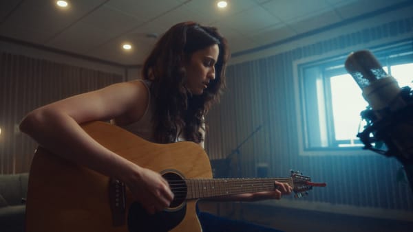Production musicale au Québec: de l'enregistrement au mastering, comment se lancer en tant qu'artiste ?